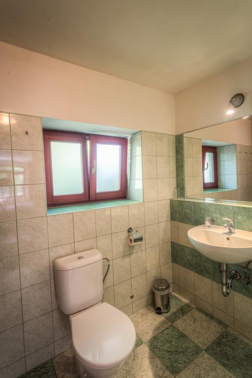 Penzion U Dracice Hotel Nova Bystrice Luaran gambar